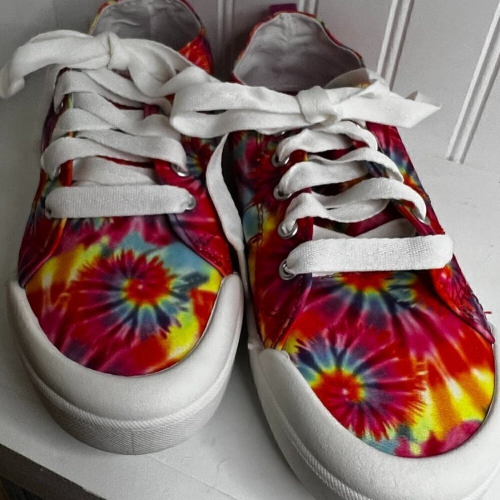 Sugar Women's Festival Lace-up Sneakers Women's Size 7.5 Tie Dye Rainbow